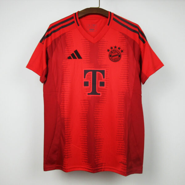 Bayern Múnich 2024/25 Local