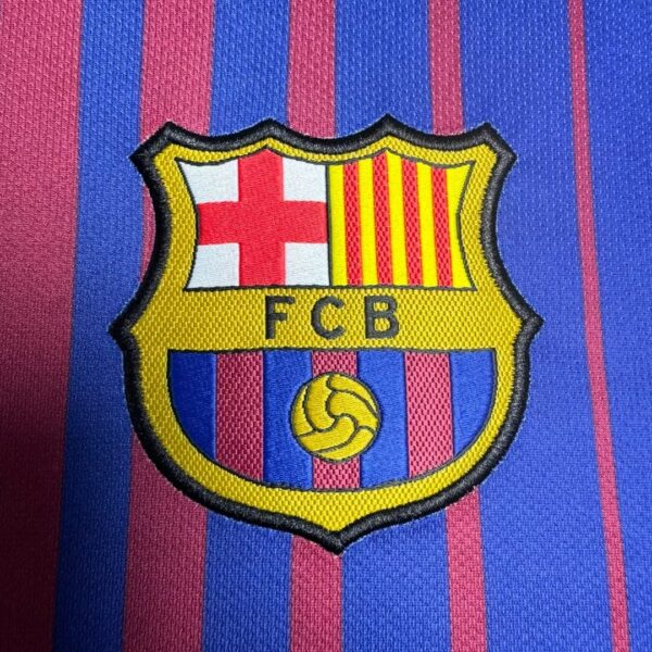 Barcelona 2017/18 Local - Image 6