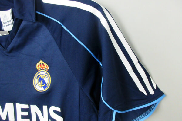 Real Madrid Visitante 2005/06 - Image 4